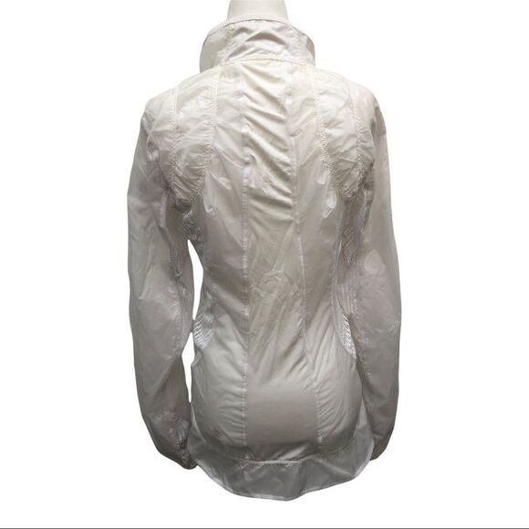 lululemon Shear Layered Jacket with Lace Underlay EUC - Picture 5 of 13